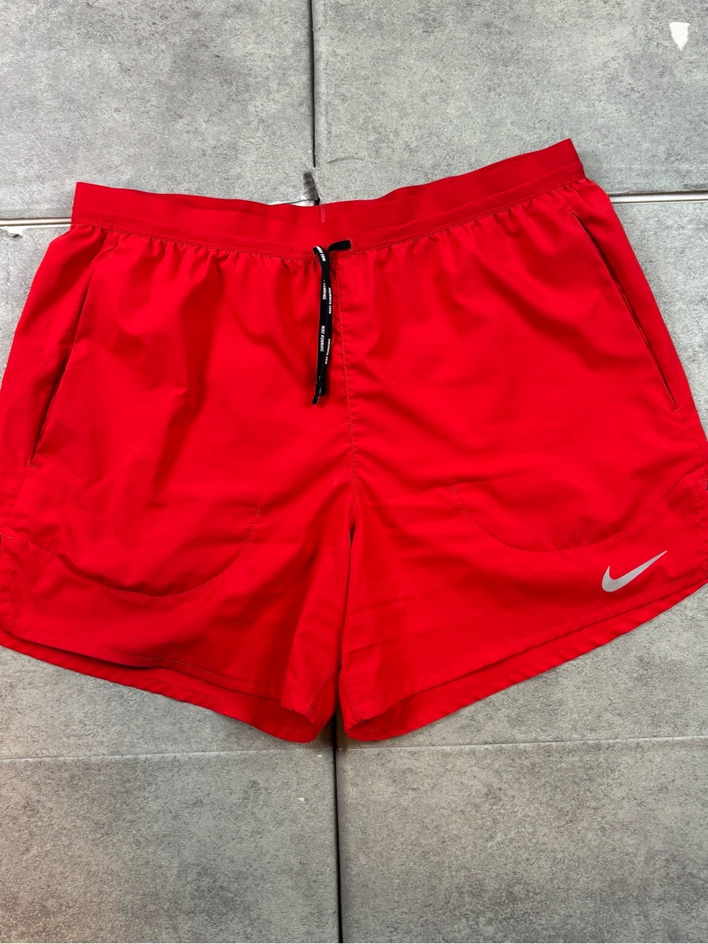 Nike Men’s Flex Stride 5” Running Shorts DQ1569 Red Size M Liner Cut Out